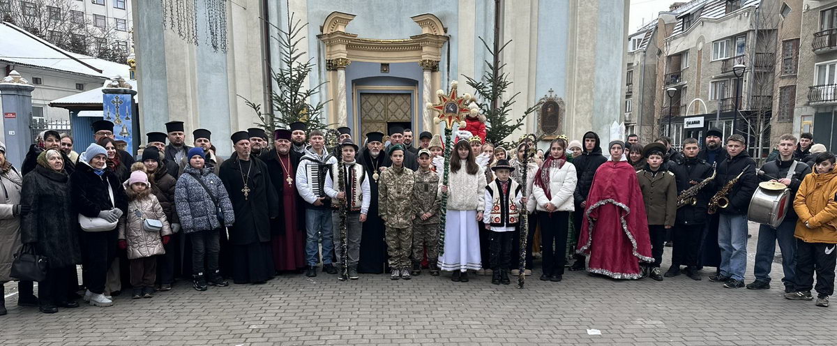 Божественна літургія в день свята Різдва Христового
